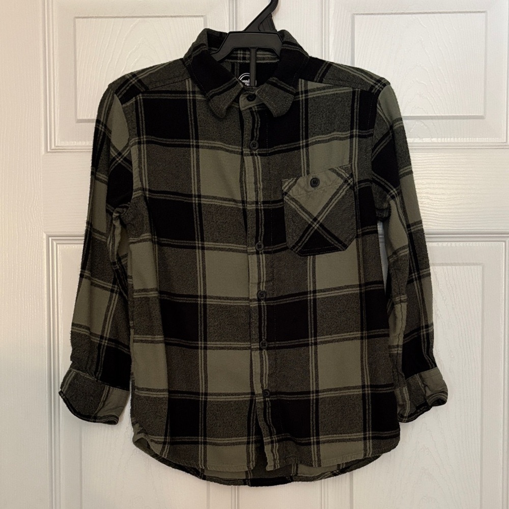 Boy’s Olive & Black Plaid Button-Up Shirt Size 8